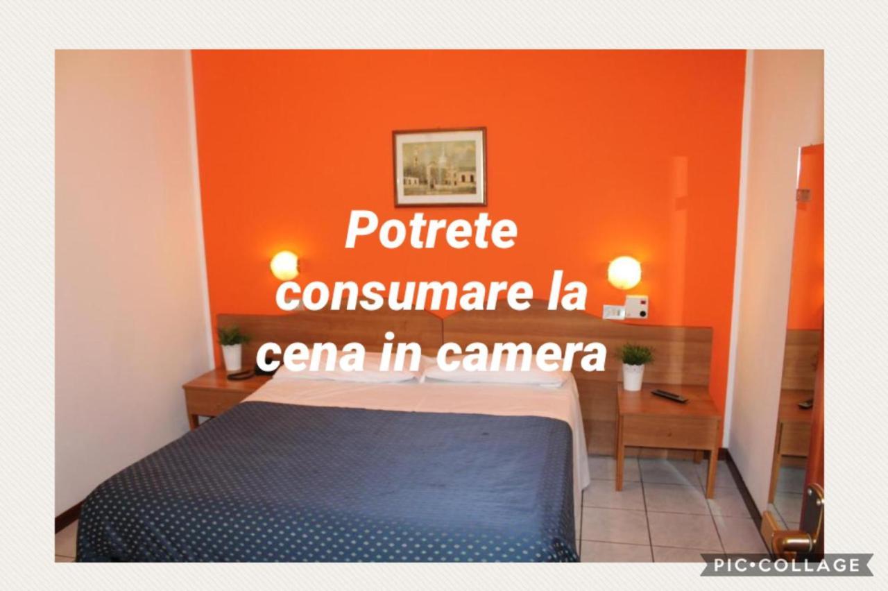 Hotel Catalani E Madrid Milan Bagian luar foto